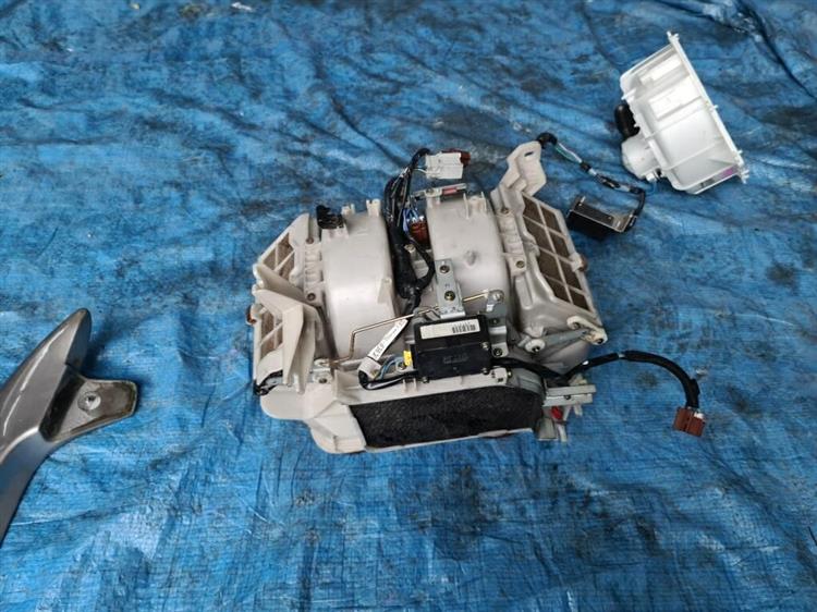 Мотор печки Хонда Легенд в Урус-Мартане 206136