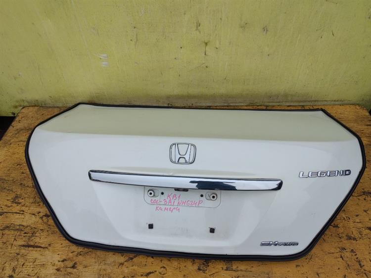 Крышка багажника Хонда Легенд в Урус-Мартане 44600