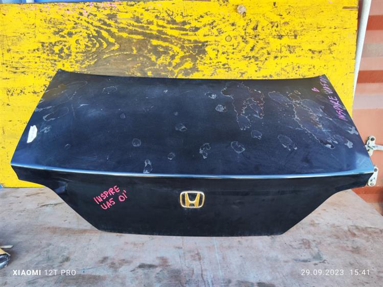 Крышка багажника Хонда Инспаер в Урус-Мартане 65152